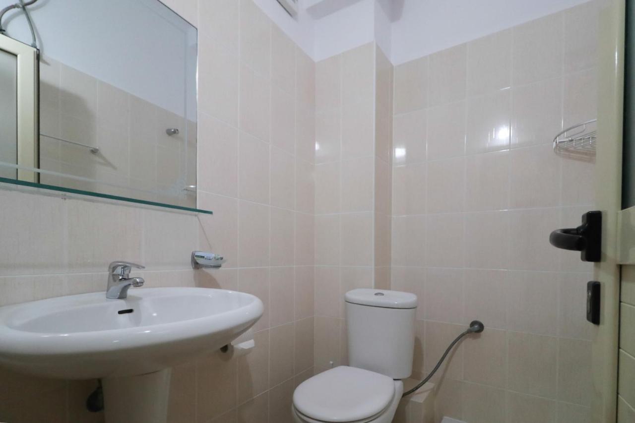 Apartments Vila Roboci Sarandë Esterno foto